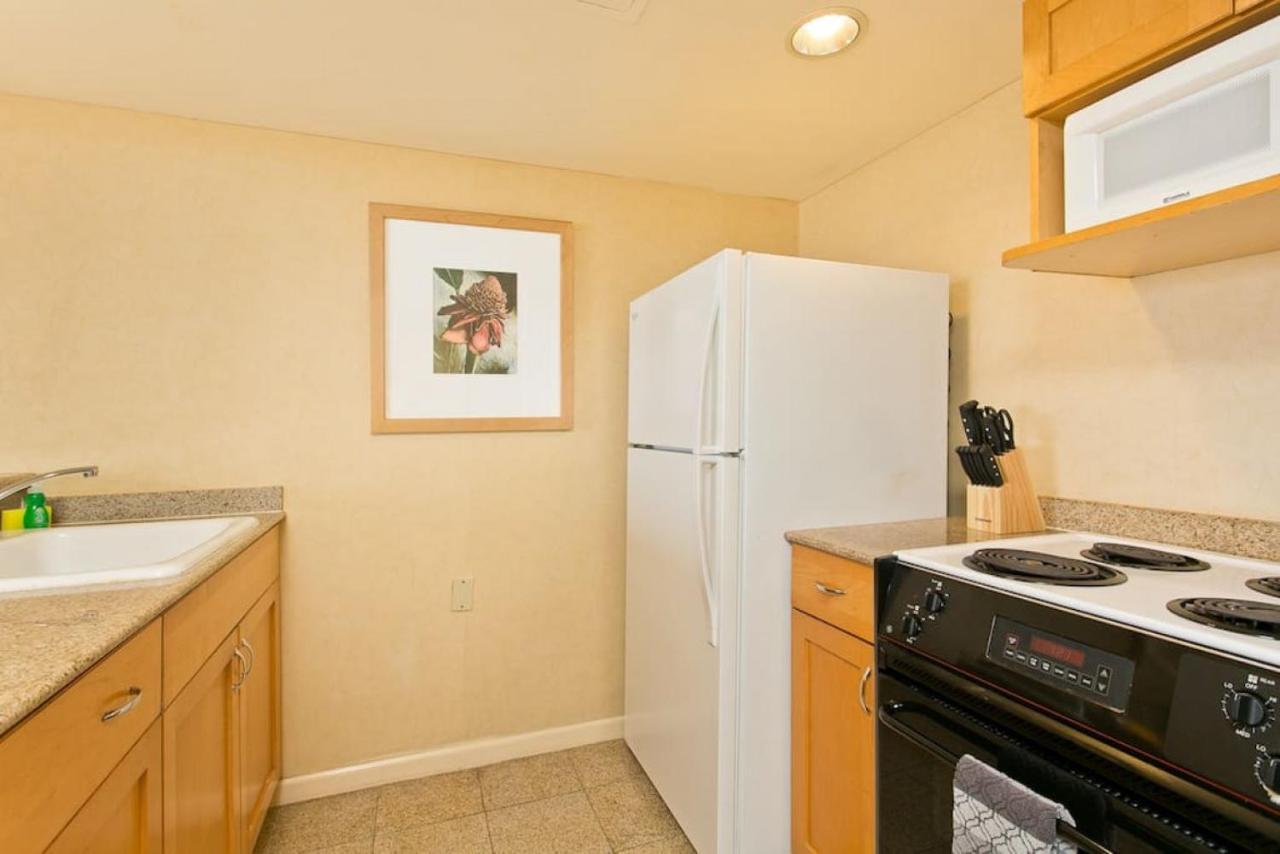 Ilikai Apt 302 - Spacious Studio With Stunning Ocean & Harbor Views Хонолулу Екстериор снимка